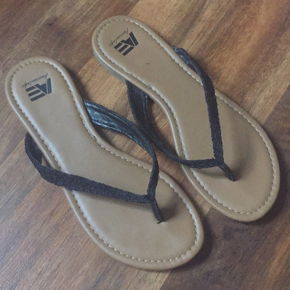 American Eagle Flip Flops
